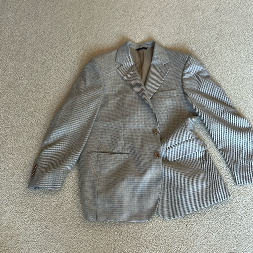 Brooks Brothers beige patterned sports coat, size 40R